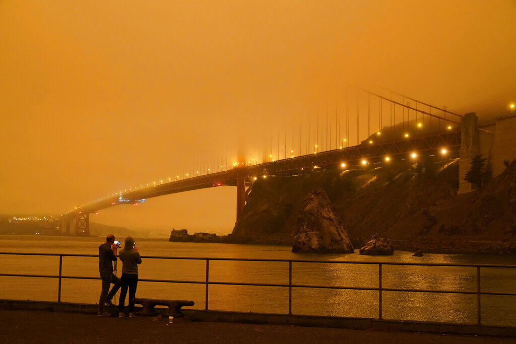 APTOPIX Wildfires Smoky Skies